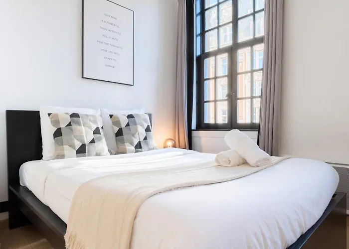 Superbe Appartement Sur La Grand Place, Avec Vue !